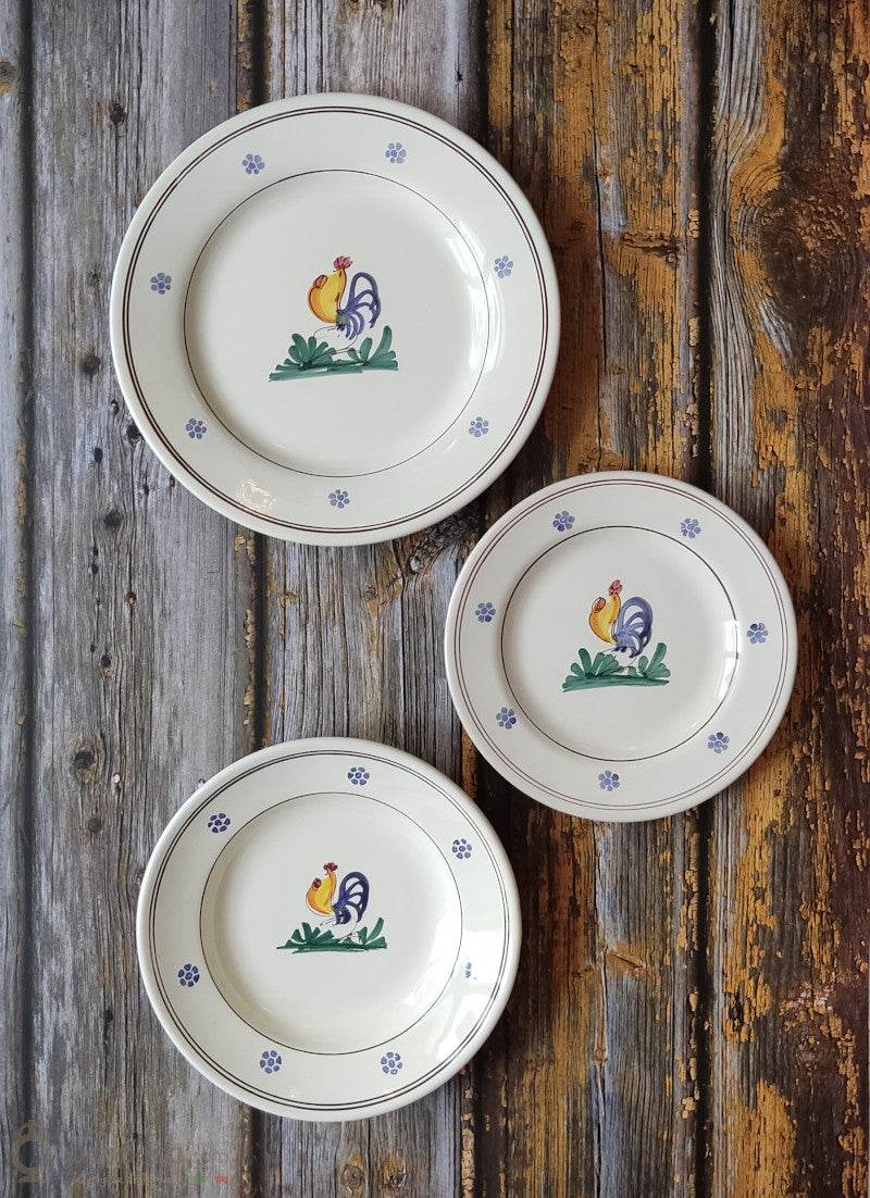 Set Piatti in ceramica – decoro Gallo - diam. 24 cm - Lacapasa.com